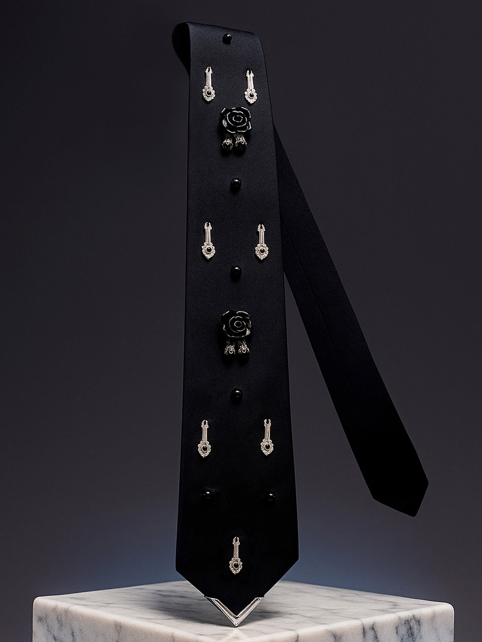 CORBATA NEGRA - FLOR - Imagen 3